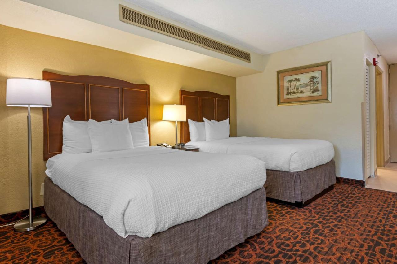 Best Western Plus North Miami-bal Harbour Hotel 3*